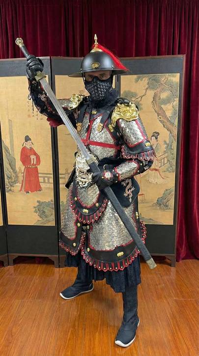 Nik Parlmer in Chinese armor from the Tang dynasty.